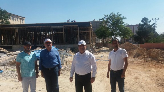 İlçe Milli Eğitim Müdürümüz Sayın Cengiz GÜNDEŞ yapımı devam eden okullarda incelemel
