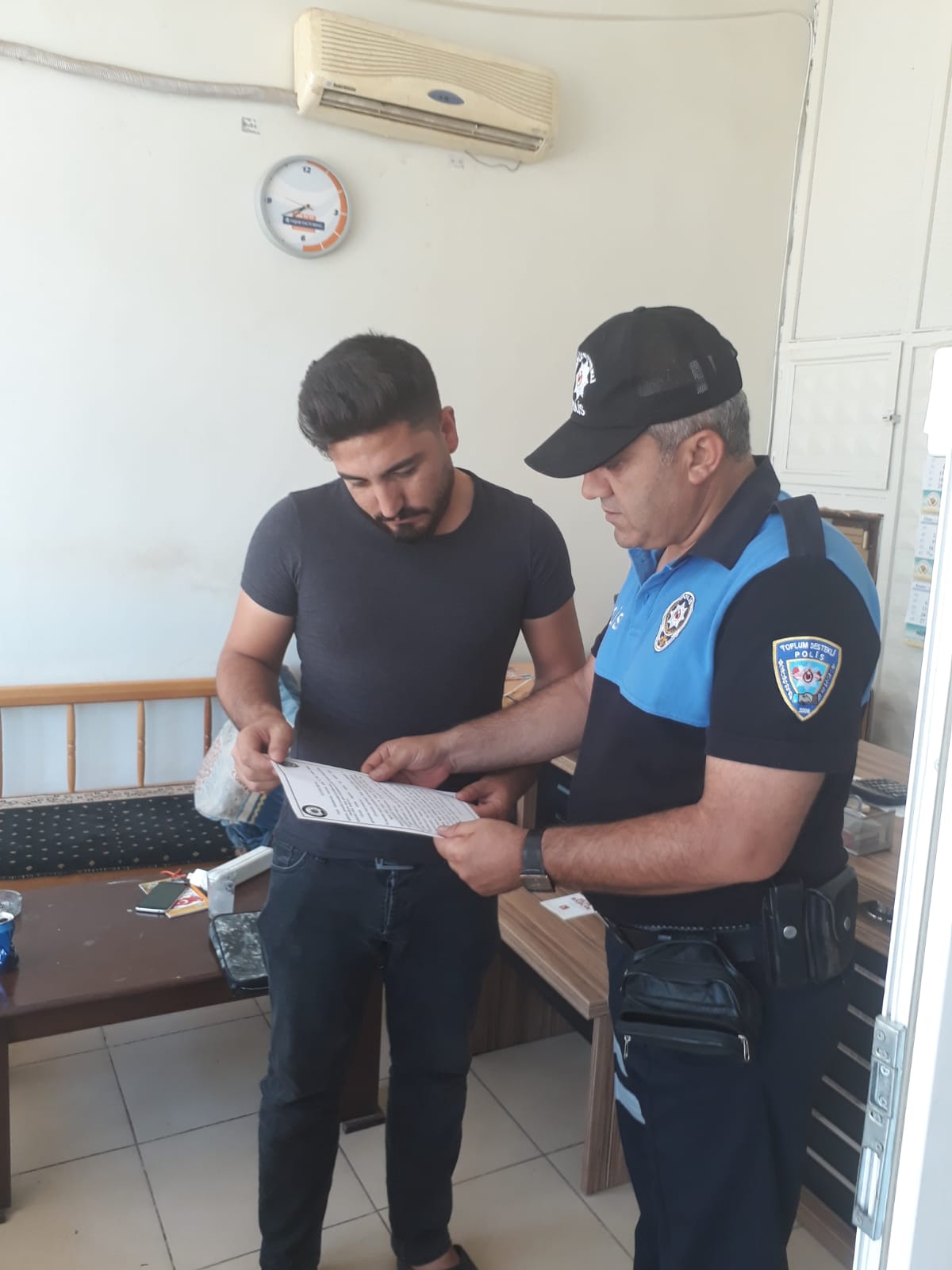 Polis ten fistikçilara uyari