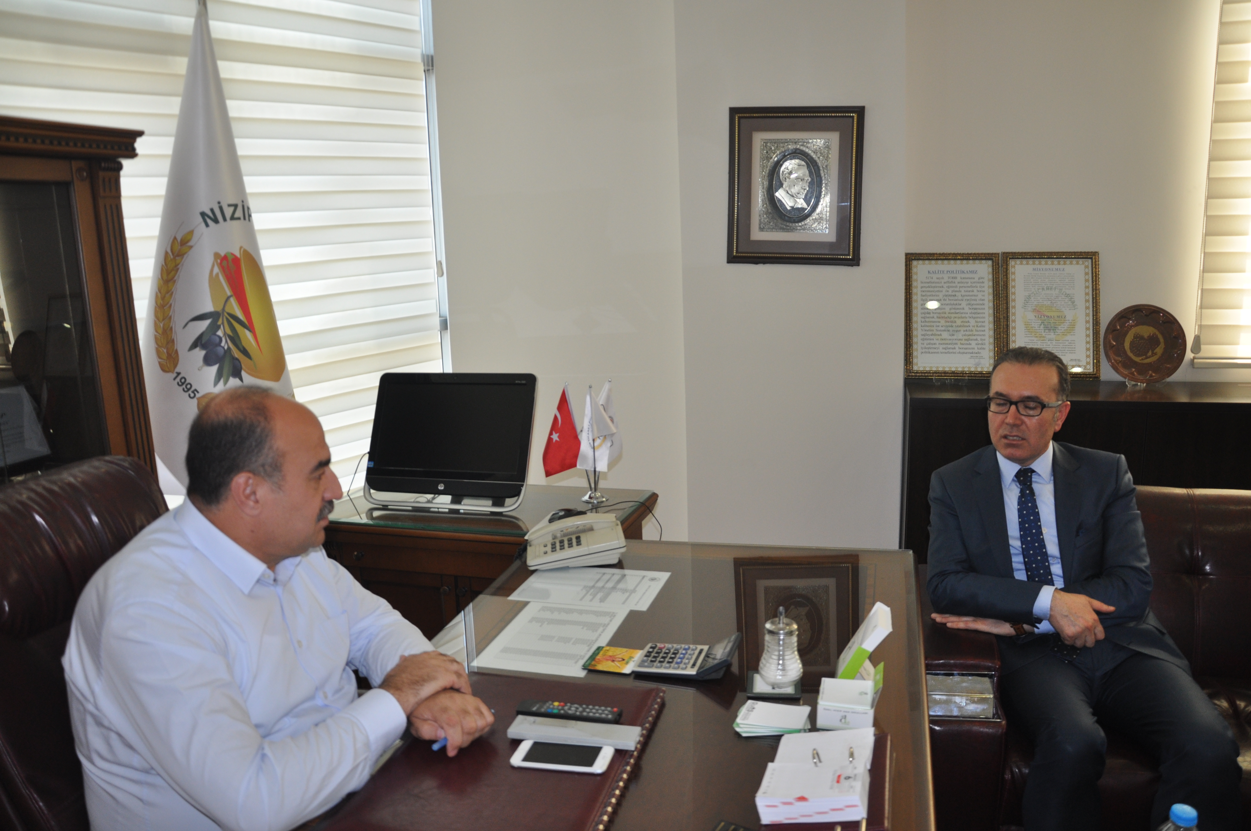 Gaziantep vergi dairesi başkani halil tekin borsamizi ziyaret etti
