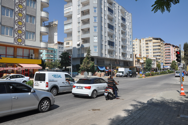 Kavşaklarda trafik işiği çalişmasi