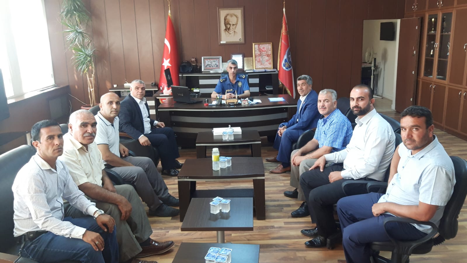 Muhtarlardan emniyet müdürü ne taziye ziyareti