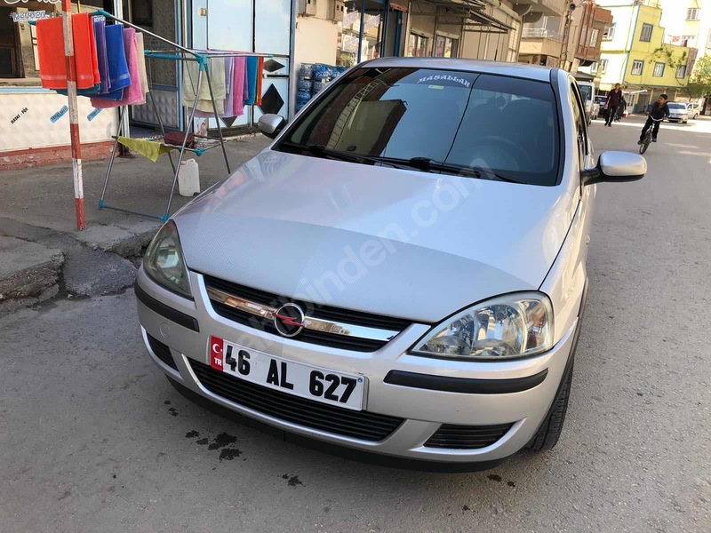 Titiz bakilmiş memurdan