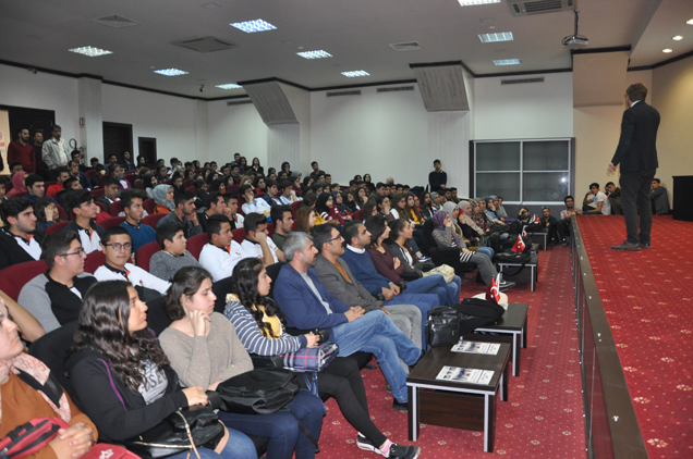 Arti koleji nden seminer