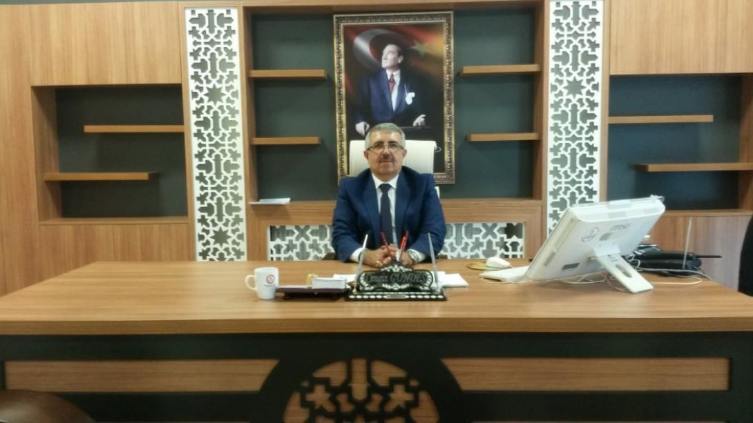 İlçe Milli Eğitim Müdürü Sayın Cengiz GÜNDEŞ´in 24 Kasım Öğretmenler Günü Kutlama Mes