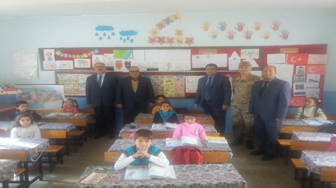 Nizip Kaymakamı Sayın Kemal ŞAHİN ve İlçe Milli Eğitim Müdürümüz Sayın Cengiz GÜNDEŞ 