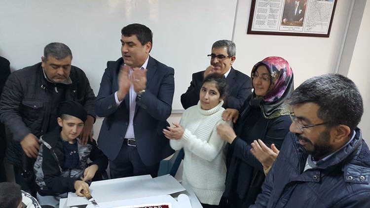 Engelliler derneği nden kutlama