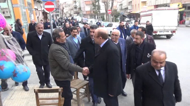 Mehmet sari birecik caddesi esnafiyla buluştu