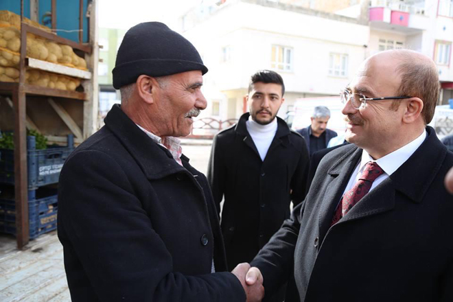 Sari ve akdoğan a sevgi seli