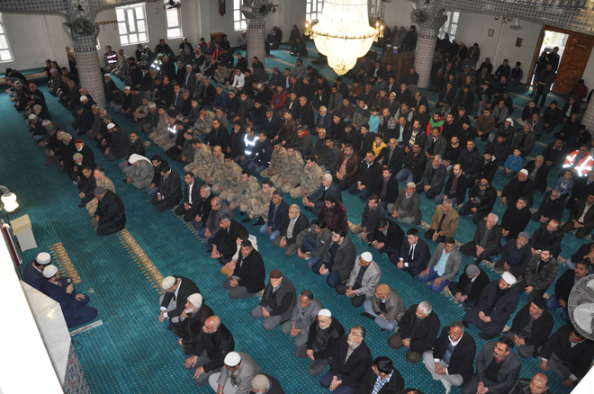 şehitler için mevlit programi düzenlendi