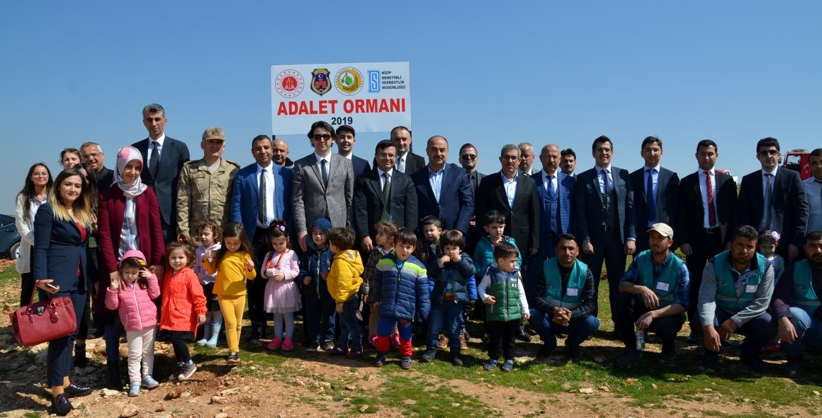 Nizip adalet ormani için ilk fidanlar dikildi
