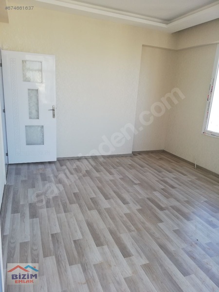 Nizipte bizim emlaktan 35lik yol üzerinde satilik 3 +1 daire