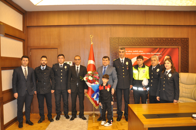 Polis haftasi kutlaniliyor