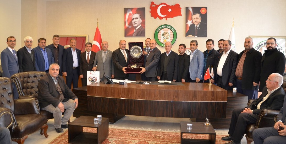 Nizip belediye başkani mehmet sari ya görevlerinde başarilar diledik
