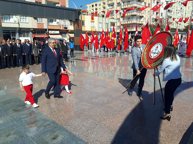 23 nisan coşkuyla kutlandi