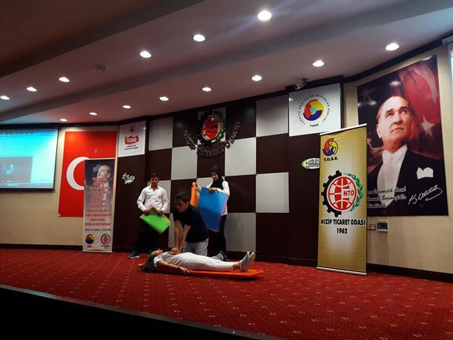 Hemşirelik haftasi kutlandi