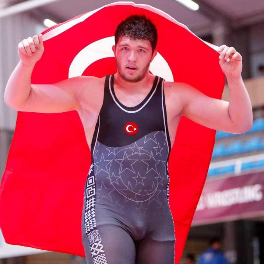 Milli güreşçi Hamza Bakır Avrupa Şampiyonu Milli güreşçi Hamza Bakır Avrupa Şampiyonu