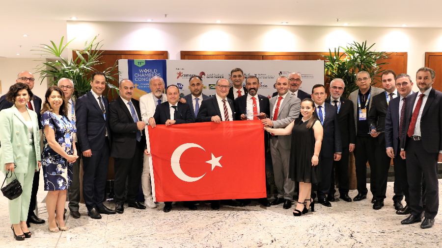 Başkan ibrahim sari 11. Dünya odalar kongresine katildi