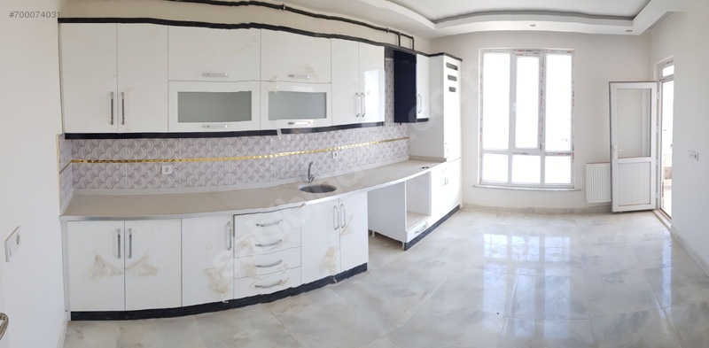 BAŞARI EMLAK' tan CADDE ÜSTÜ SATILIK 3+1