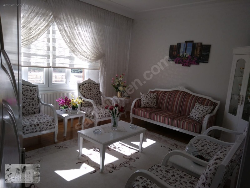 BAŞARI EMLAK' tan SULTAN ABDULHAMITTE SATILIK 3+1