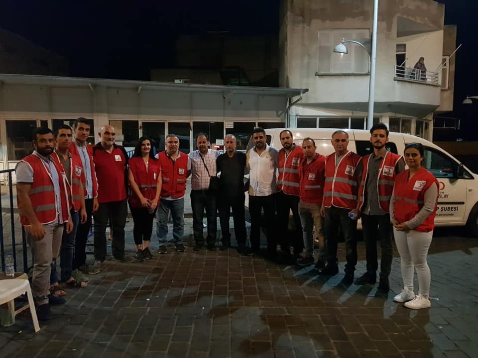 Türk Kızılayı Nizip Şubesi Demokrasi ve Milli Birlik Günü Etkinliğine katıldı