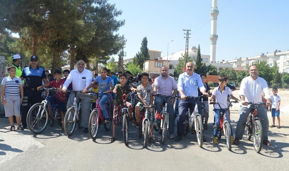 Kuran kursu öğrencileri bisiklet  turu yapti