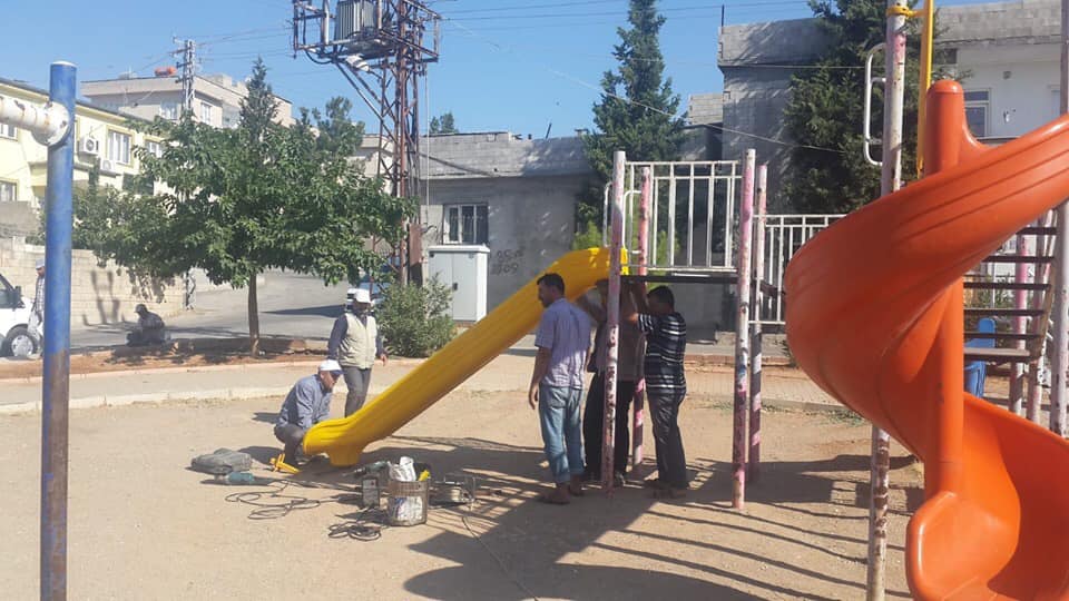 Nizip Belediyesi Park Bahçe Ekipleri Bakım ve Onarım Çalışmalarına Hız Verdi
