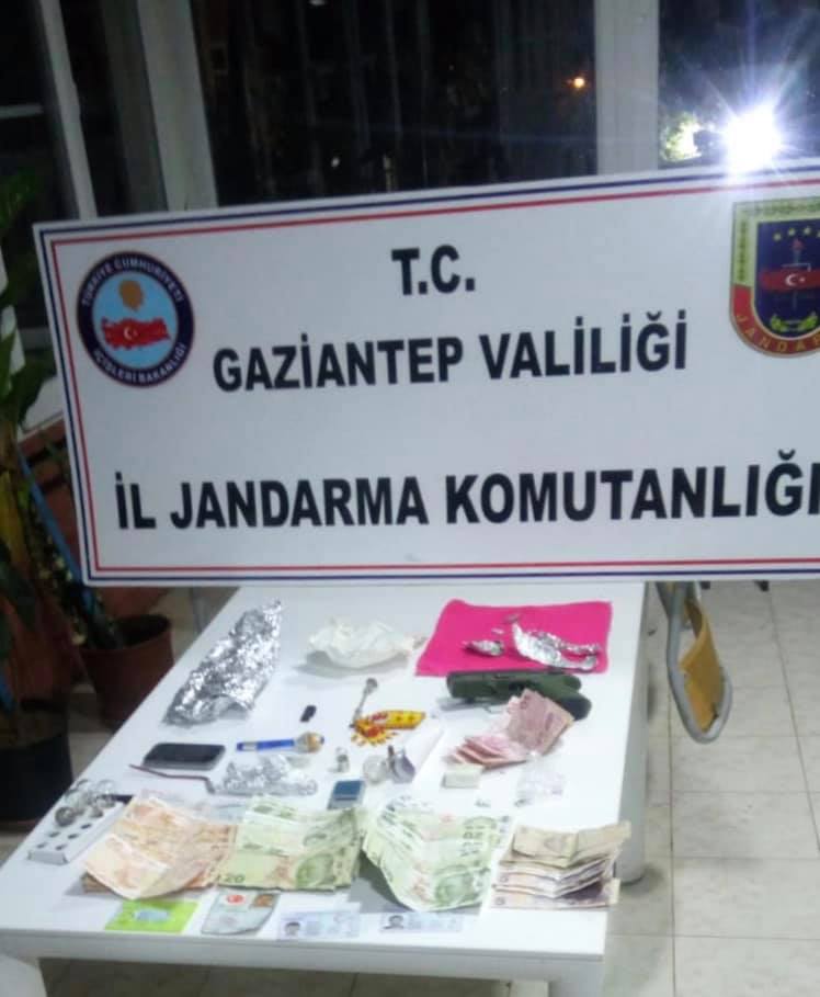 Uyuşturu Ticaretine 2 Tutuklama