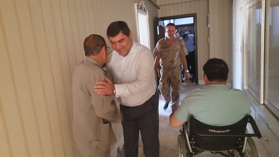 Kaymakam Kemal Şahin Şehit ailelerini ve Gazilerimizi yalnız bırakmıyor