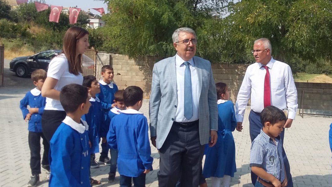 İlçe Milli Eğitim Müdürümüz Cengiz GÜNDEŞ ve Şube Müdürümüz Vehbi ÖZTÜRK'ten Bahçeli 