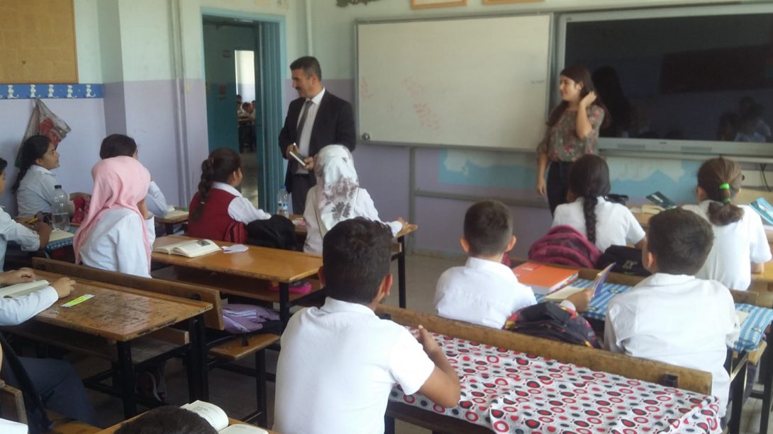 Şube Müdürlerimiz Yusuf CİCE ve Halil KENDİRCİ'den Tatlıcak İlkokulu ve Ortaokulu'na 