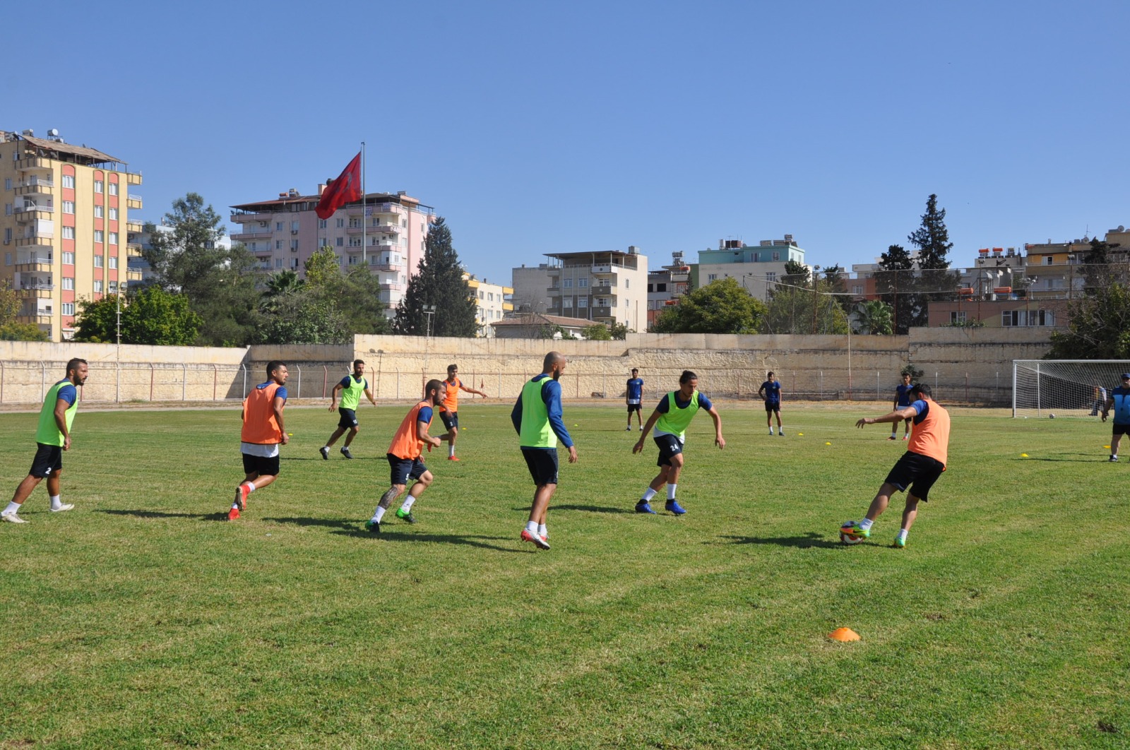 Nizip Sporun Siverek Belediye Spor hazırlığı sürüyor