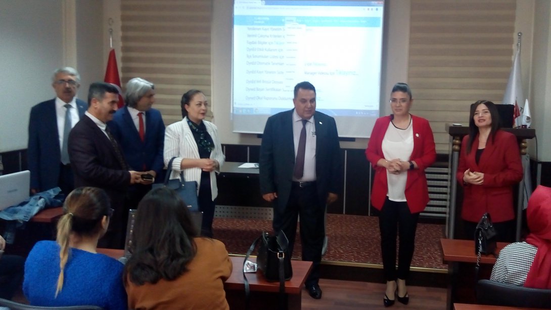 İngilizce Öğretmenlerine Yönelik Dyn-Ed Bilgilendirme Semineri Gerçekleştirildi