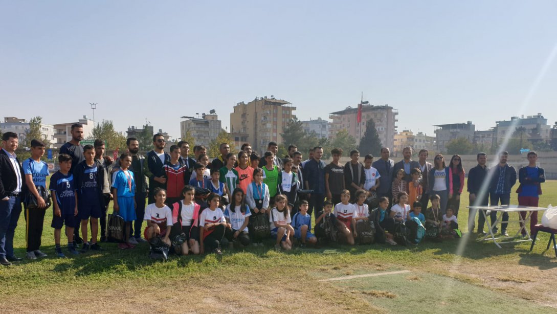 29 Ekim Cumhuriyet Bayramı Etkinlikleri Atletizm Yarışmaları Yapıldı