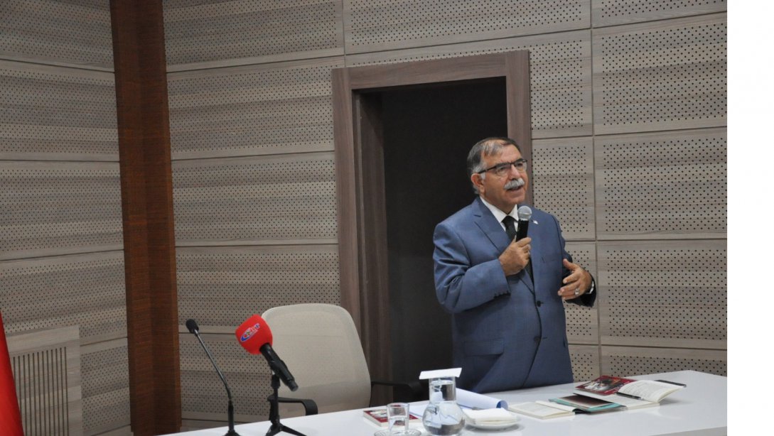 Emekli Vali Adnan YILMAZ'dan "Bilimler Tarihi Dostu Fuat SEZGİN" Semineri