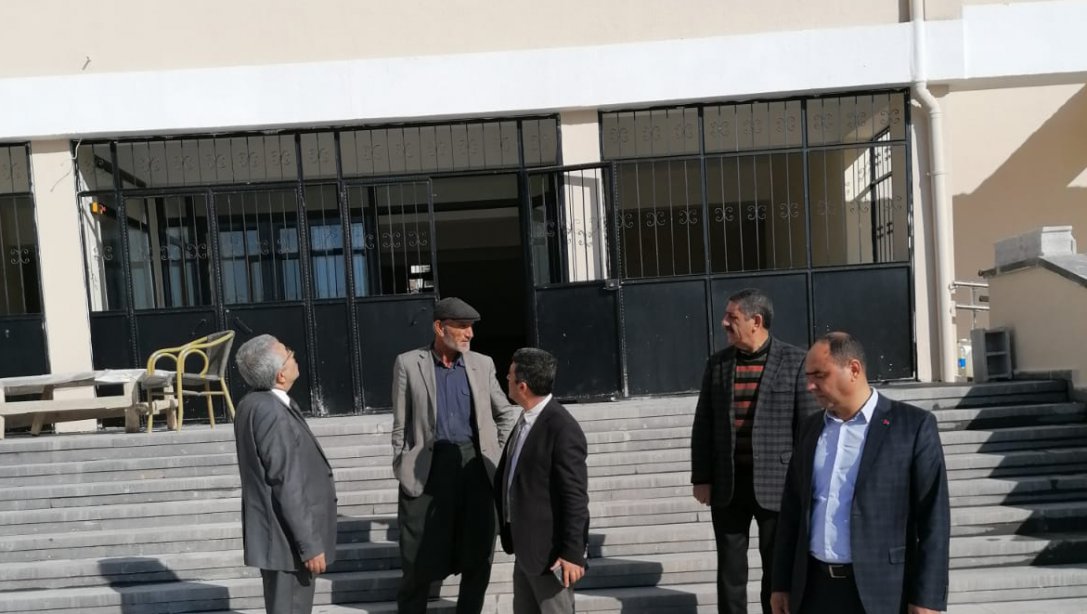 Milli Eğitim Müdürümüz Cengiz GÜNDEŞ, Özel Eğitim Uygulama Okulu İnşaatını Ziyaret Et