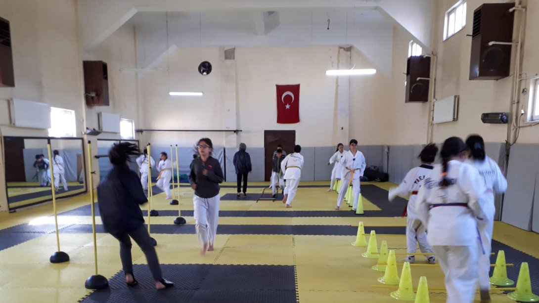 Okula Mola, Eğitime Devam. Ara Tatilin 1. Günü Etkinliklerimiz
