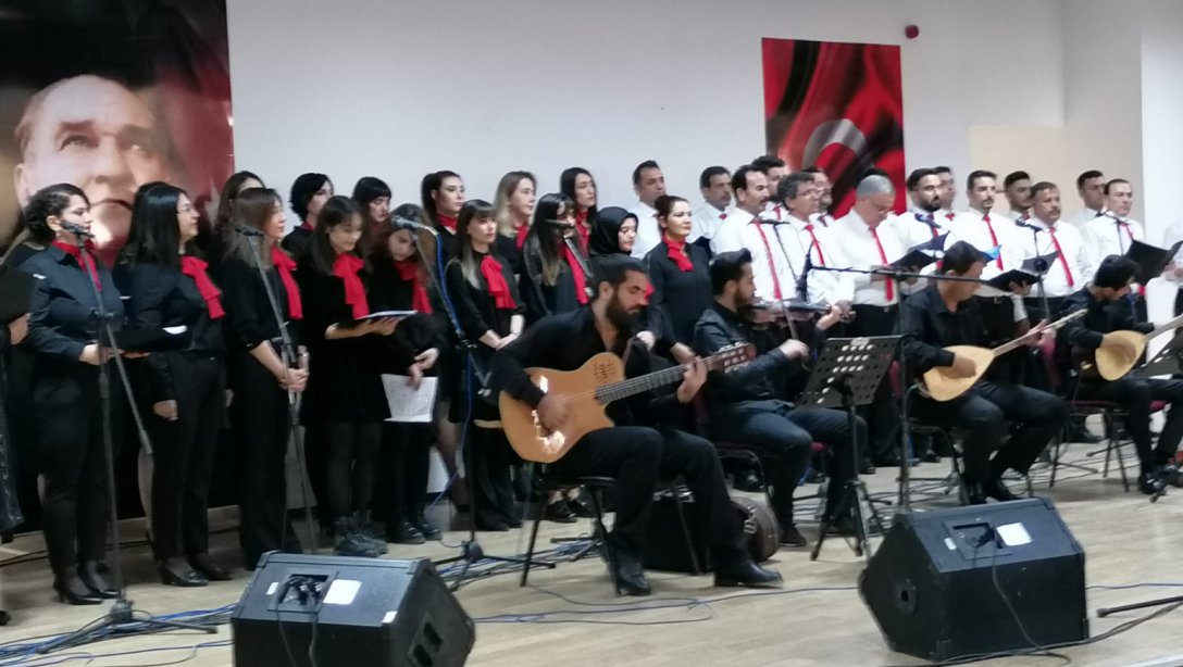 Mehmet Akif Ersoy Halk Eğitim Merkezi, Türk Halk Müziği Korosundan Öğretmenler Günü K