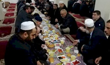 Sabah namazi buluşmalarina vatandaştan ilgi
