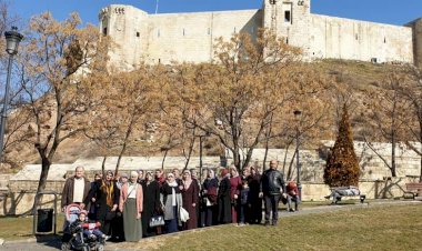 Nizipli kadinlara gaziantep gezisi Nizipli kadinlara gaziantep gezisi