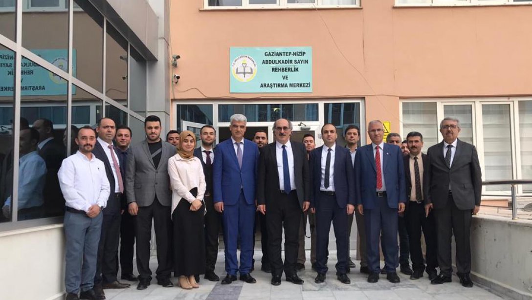 Özel Eğitim ve Rehberlik Hizmetleri Genel Müdürümüz M.Nezir GÜL'den Nizip Abdulkadir 