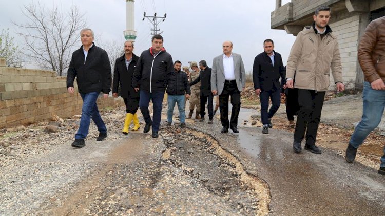 Kaymakam ve Belediye Başkanı sel bölgesinde incelemelerde bulundu