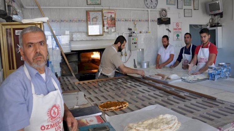 Fırınlarda Yemek Pişirmek Yasaklandı