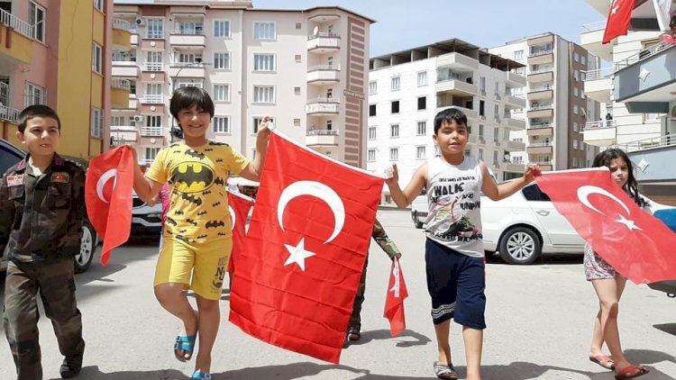Nizip'te 19 Mayıs Coşkusu
