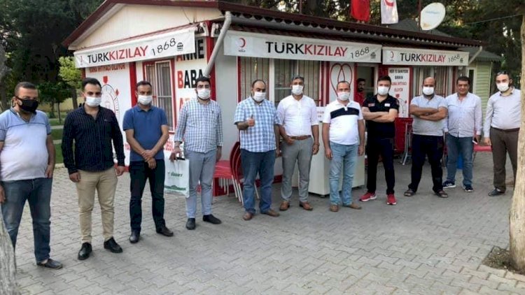 Yeniden refah partisi nizip ilçe yonetiminden kan bagişi