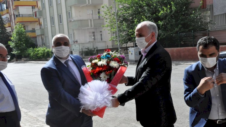 Gaziantep İl Müftüsü Hazırlar, Nizip Müftüsü Çiftçi’ye Ziyaret