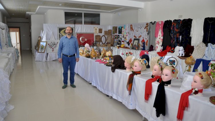 NİHEM’ den Yılsonu Sergisi