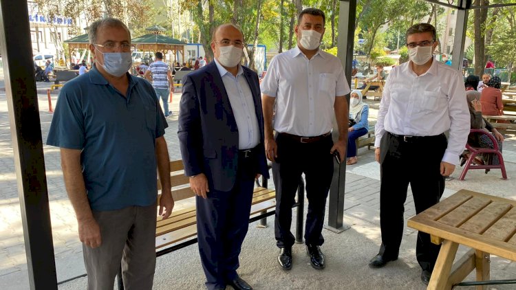 Başkan Sarı, kazada yaralanan katibi ziyaret etti