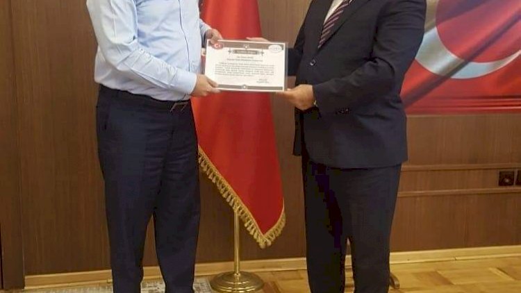 İşadamlarına Teşekkür Belgesi* İşadamlarına Teşekkür Belgesi*