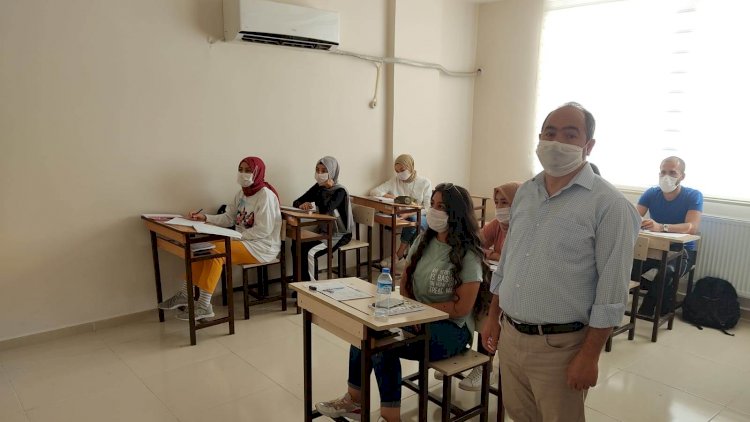Nihem’de üniversiteye hazirlik kurslari Nihem’de üniversiteye hazirlik kurslari