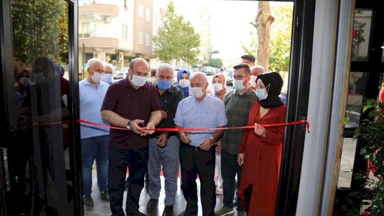 Salon Reina Hizmete Açıldı Salon Reina Hizmete Açıldı